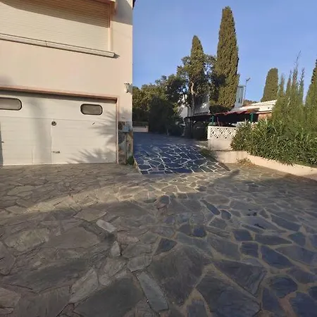 Villa Leo Con Vistas Al Mar Y Piscina Privada Roses Exterior photo