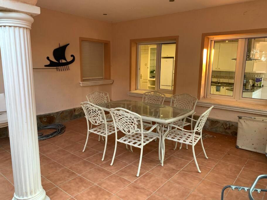Leo Con Vistas Al Mar Y Piscina Privada Villa *