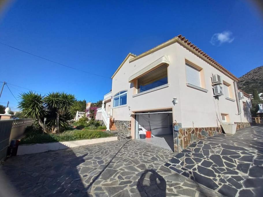 Villa Leo Con Vistas Al Mar Y Piscina Privada Roses